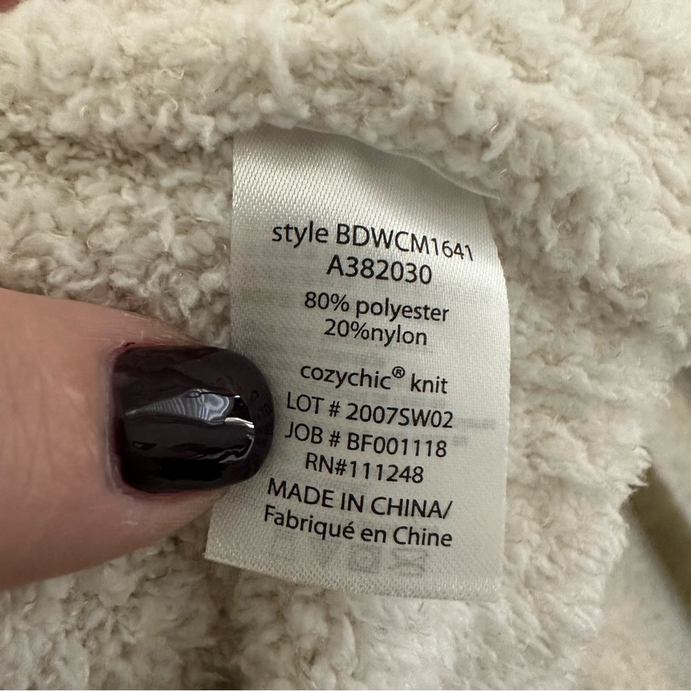 Barefoot Dreams Cozychic Lite Melange Boatneck Button Pullover Sweater EUC - Picture 7 of 10